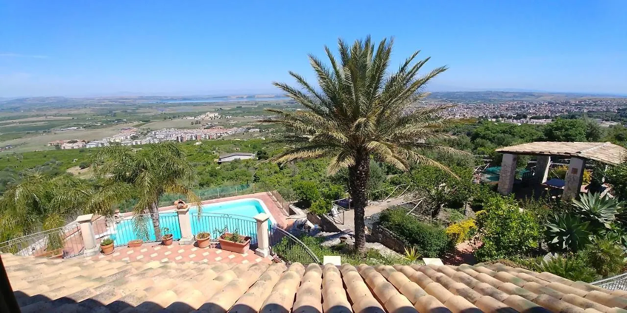 Casetta Con Piscina Fra Catania E Siracusa Lentini Italy